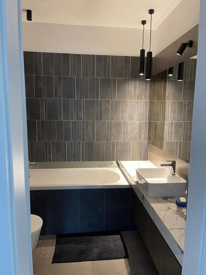 Mb Apartments 2 Брашов Екстериор снимка