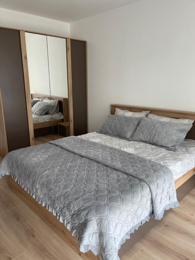 Mb Apartments 2 Брашов Екстериор снимка